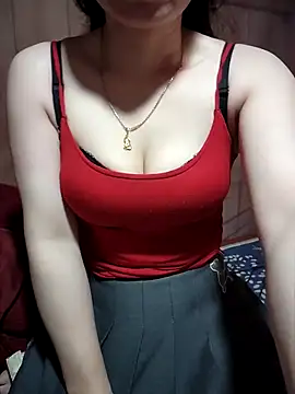 LeanaLy online show from 11-16-25, 12:38