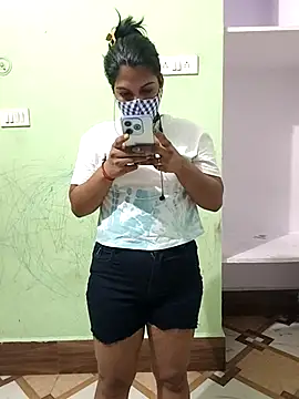 Snapshot of PG_girl_12th chatting on 10-11-25, 04:49 PG girl 12th online show from 10-11-25, 04:49