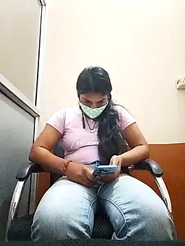 Snapshot of PG_girl_12th chatting on 10-13-25, 07:19 PG girl 12th online show from 10-13-25, 07:19