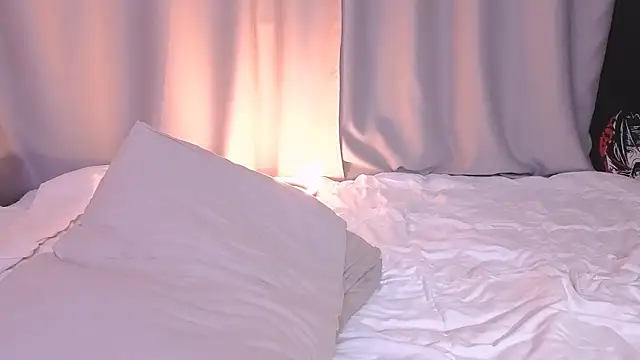 Snapshot of sunarinsun chatting on 06-08-26, 01:28 sunarinsun online show from 06-08-26, 01:28