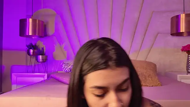 AlyssaRay online show from 01-14-26, 07:30