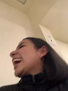 AlyssaRay online show from 02-02-26, 06:50