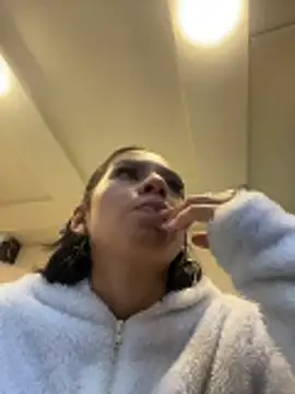 AlyssaRay online show from 05-25-26, 01:50