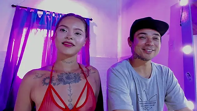 Snapshot of Caroline_Clark420 chatting on 02-19-26, 08:05 Caroline Clark420 online show from 02-19-26, 08:05