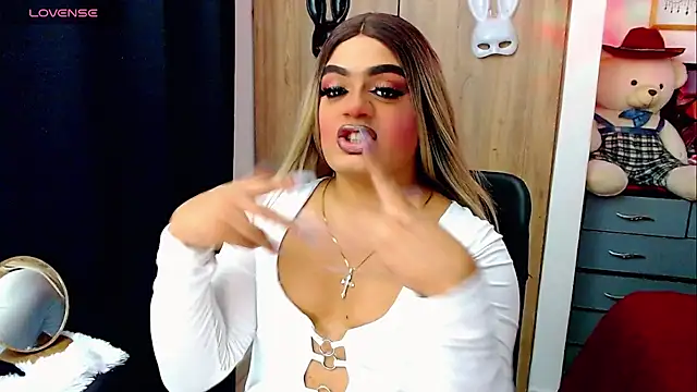 Sofiabigcock22 online show from 12-23-25, 04:54