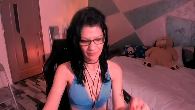 Snapshot of SweetSin40 chatting on 05-30-26, 07:00 SweetSin40 online show from 05-30-26, 07:00
