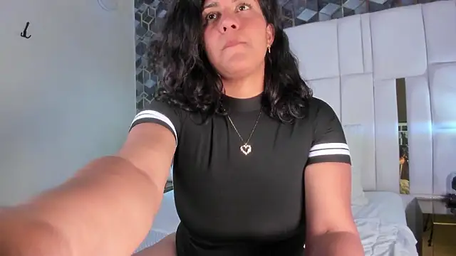 denisse khan online show from 03-16-26, 06:12