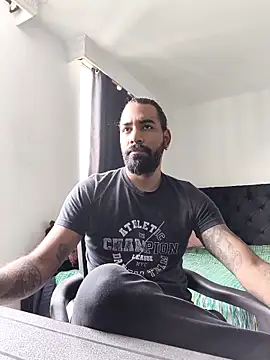 logan arte dance online show from 10-12-25, 07:02