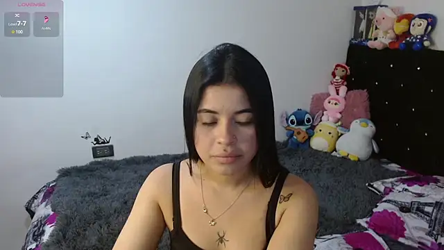 Snapshot of Megan_ve chatting on 02-13-26, 10:17 Megan ve online show from 02-13-26, 10:17