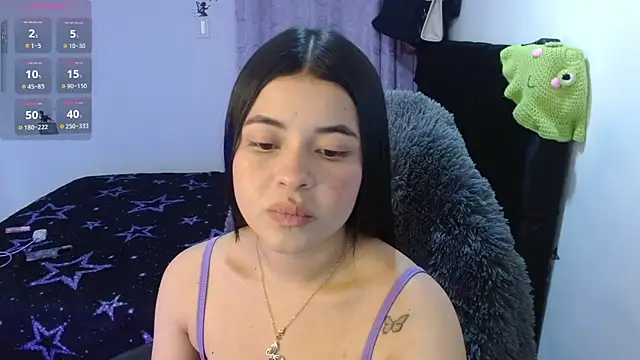 Snapshot of Megan_ve chatting on 03-07-26, 10:18 Megan ve online show from 03-07-26, 10:18