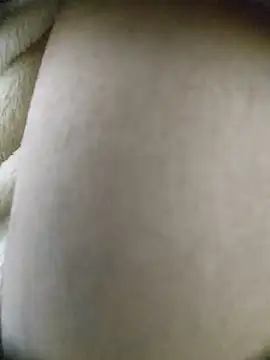 Snapshot of renatinhosilva68 chatting on 10-15-25, 08:47 renatinhosilva68 online show from 10-15-25, 08:47