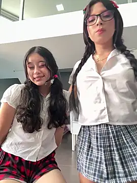 Snapshot of l0lita_sweet chatting on 12-18-25, 03:18 l0lita sweet online show from 12-18-25, 03:18