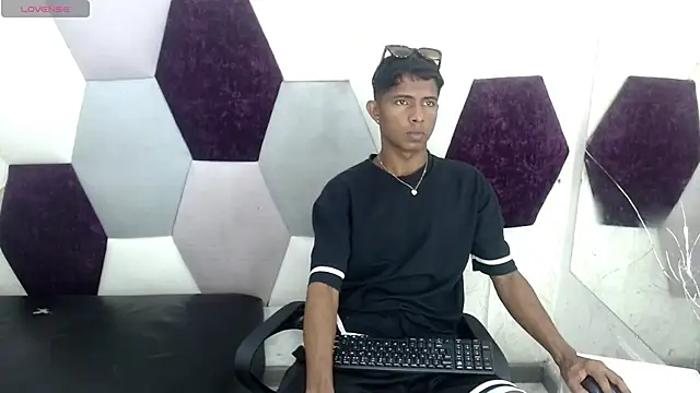 Mick storm online show from 02-06-26, 06:55