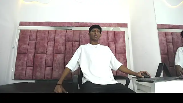 Mick storm online show from 04-10-26, 06:12