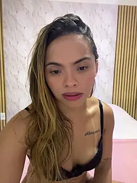safadinhaquenteW online show from 05-25-26, 03:18