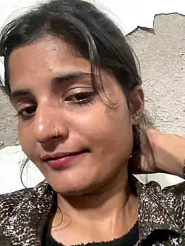 HOTTY CUTI online show from 10-15-25, 07:41