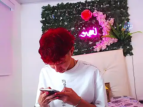 ANDRES ANTONIO online show from 10-16-25, 04:13