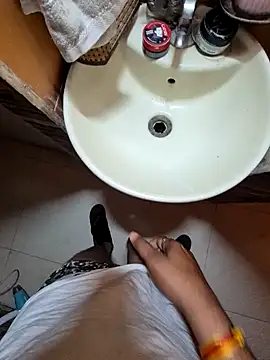 Snapshot of crawlerdrill chatting on 02-05-26, 02:16 crawlerdrill online show from 02-05-26, 02:16