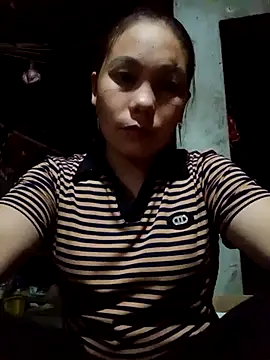 Snapshot of kitachu chatting on 10-23-25, 10:58 kitachu online show from 10-23-25, 10:58