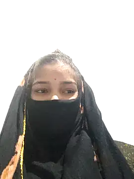 Meena 8 online show from 11-06-25, 02:51