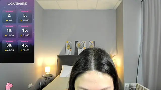 Snapshot of ChillGato chatting on 10-24-25, 01:35 ChillGato online show from 10-24-25, 01:35