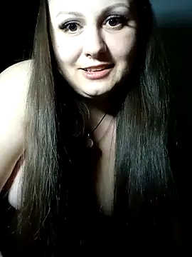 Snapshot of Pyshecka chatting on 10-13-25, 07:25 Pyshecka online show from 10-13-25, 07:25