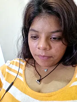 kajal77715 online show from 10-13-25, 09:20