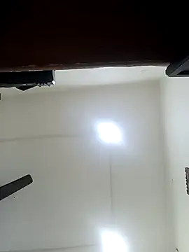 ITZ YUVIKA online show from 10-23-25, 05:07