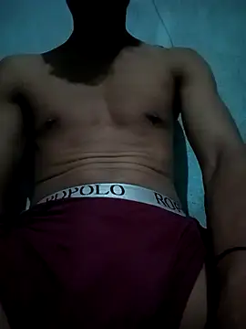 Snapshot of Parjoo1234 chatting on 05-14-26, 04:03 Parjoo1234 online show from 05-14-26, 04:03