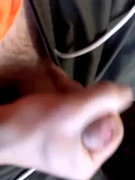 Snapshot of szabi1995 chatting on 10-30-25, 02:07 szabi1995 online show from 10-30-25, 02:07