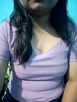 Model Show01 online show from 10-27-25, 04:33