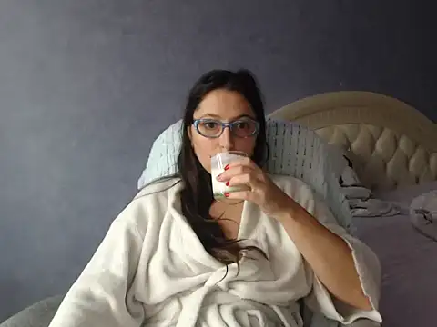 LuckyLisa23 online show from 11-05-25, 09:53