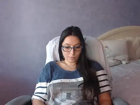 LuckyLisa23 online show from 11-22-25, 01:21