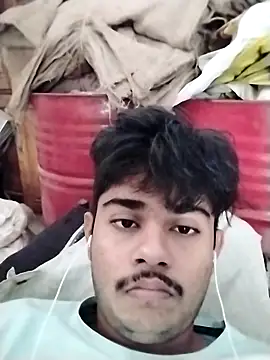 Snapshot of senju_somasu chatting on 10-13-25, 05:18 senju somasu online show from 10-13-25, 05:18