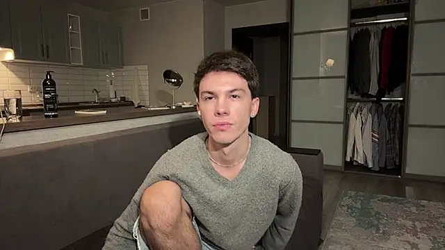 Snapshot of Jeremy1Scott chatting on 11-09-25, 03:27 Jeremy1Scott online show from 11-09-25, 03:27