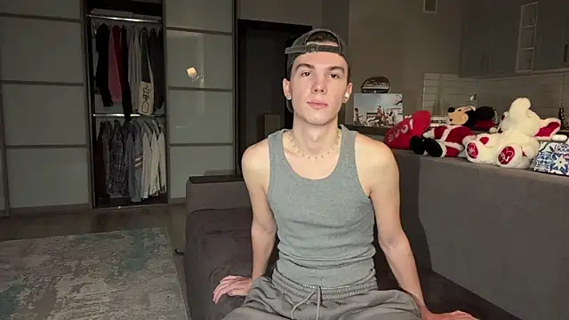 Snapshot of Jeremy1Scott chatting on 11-21-25, 03:27 Jeremy1Scott online show from 11-21-25, 03:27