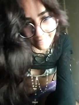 Reiha online show from 10-23-25, 04:56