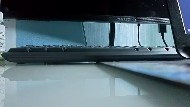 Snapshot of MissPompadure chatting on 10-22-25, 03:56 MissPompadure online show from 10-22-25, 03:56