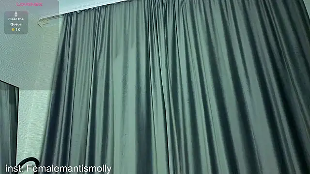 MissPompadure online show from 11-20-25, 02:01