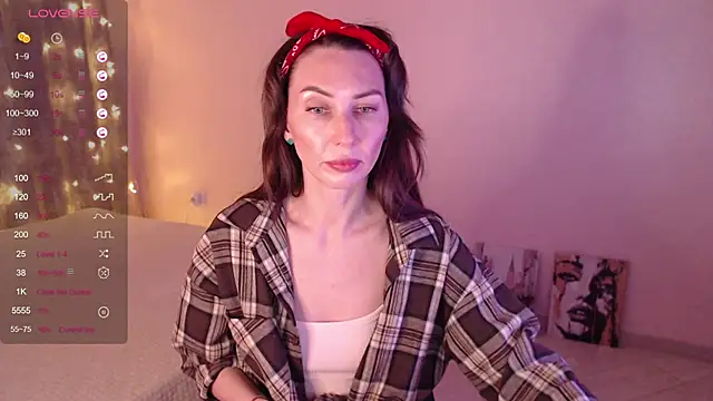 Lilith Sora online show from 12-13-25, 11:10