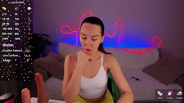 Lilith Sora online show from 04-21-26, 07:50