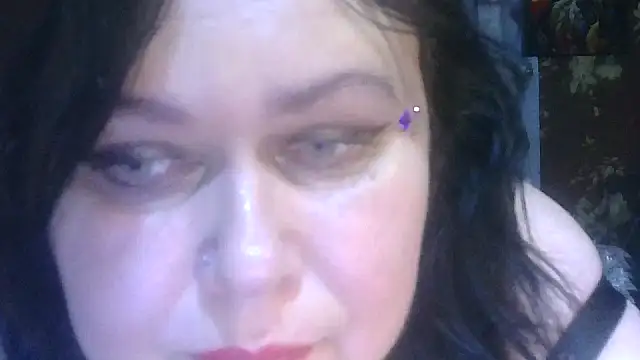 CharleeKendall online show from 11-26-25, 10:16