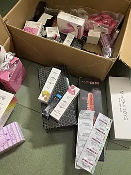 Snapshot of thienchi_lingeries1995 chatting on 10-24-25, 06:37 thienchi lingeries1995 online show from 10-24-25, 06:37