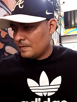 sexyandres 23 online show from 04-18-26, 04:33