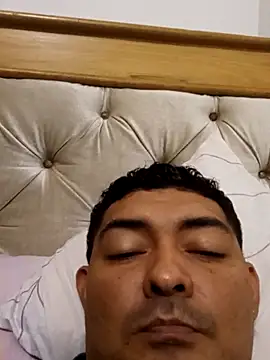 sexyandres 23 online show from 05-02-26, 04:39