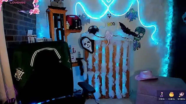 Lizz martins online show from 10-18-25, 12:57