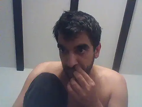 Snapshot of SamoSkupo chatting on 10-22-25, 10:20 SamoSkupo online show from 10-22-25, 10:20