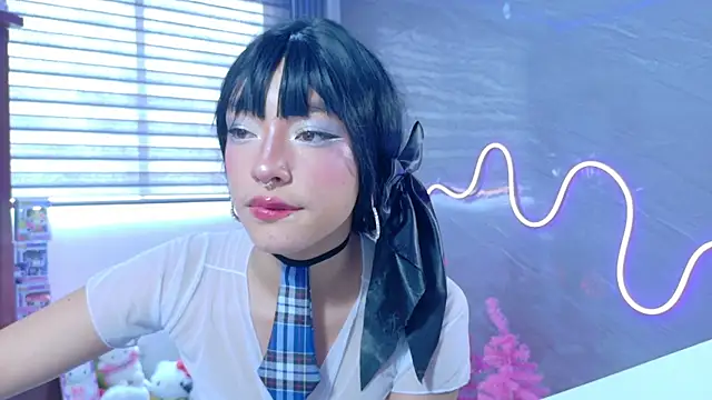 Naaomi cute online show from 12-19-25, 04:14