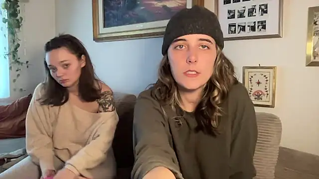 Snapshot of lill_daddysgirl chatting on 01-13-26, 05:51 lill daddysgirl online show from 01-13-26, 05:51