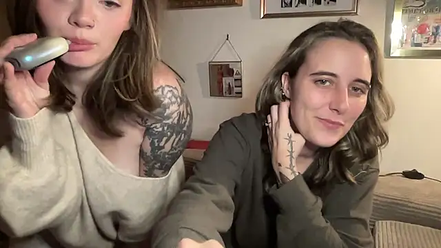 Snapshot of lill_daddysgirl chatting on 01-14-26, 05:57 lill daddysgirl online show from 01-14-26, 05:57